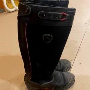 Slip on winter Ariat tall boots size 5.5